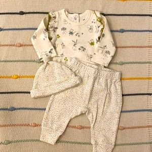 Magical Forest Organic Cotton Bodysuit, Pants & Knotted Hat Set
PEHR (Nordstrom)